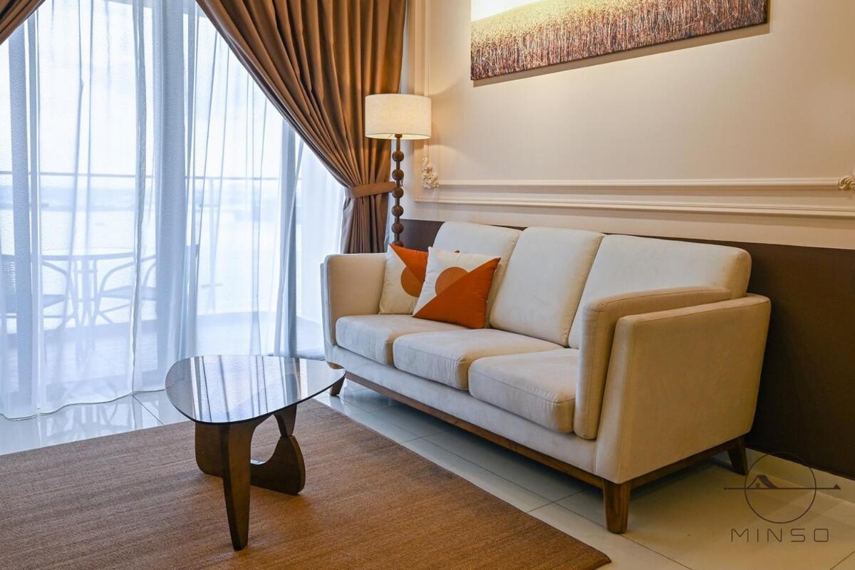 Kingsbay B #5Pax #Vintagewood #Highfloor Lägenhet Johor Bahru Exteriör bild